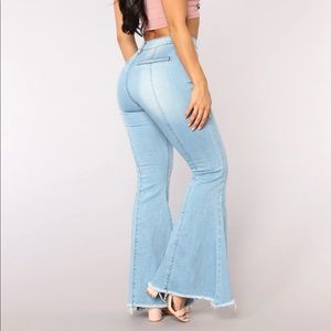 NWT Dustine Ring My Bell Flare Jeans
